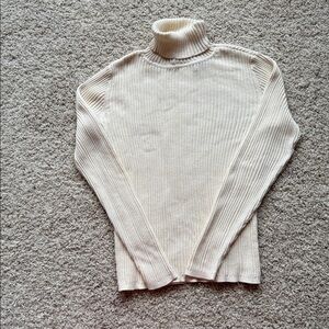 Women’s sweater